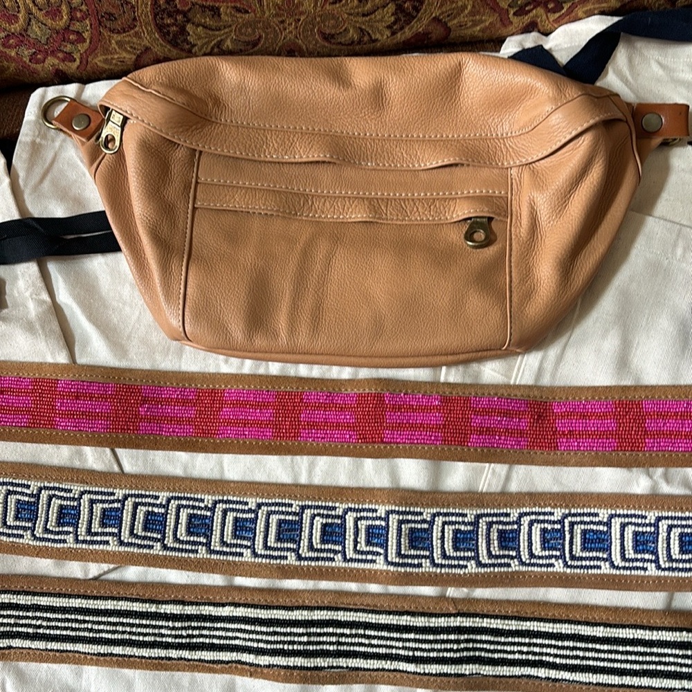 Parker Thatch Cross Your Heart Sling-Leather Butterscotch w/ 3 Crossbody Straps